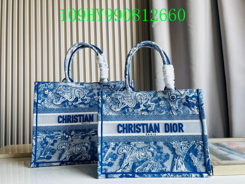 Christian Dior Luxury Bag - The Tote   267