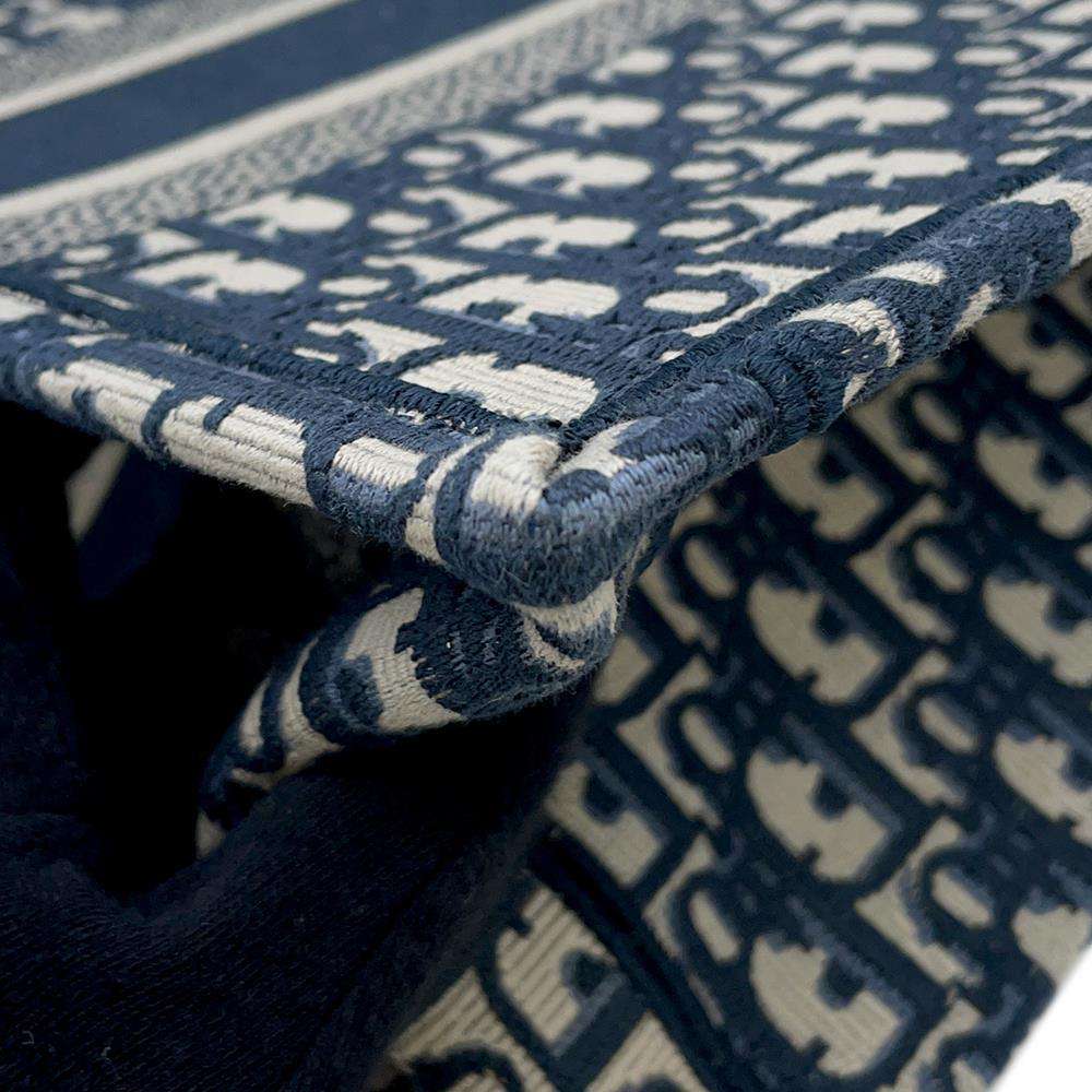 Dior Oblique Book Tote Navy M1296ZRIW Canvas Size Medium