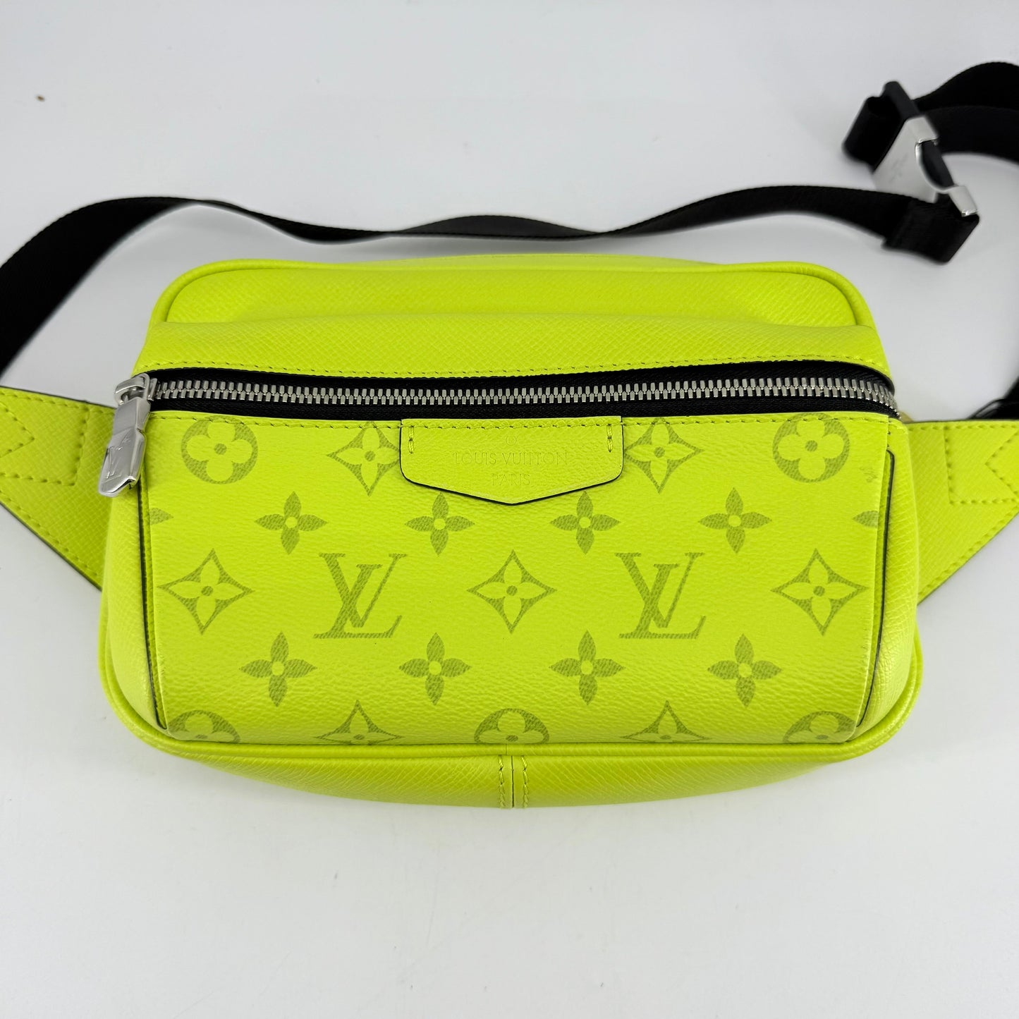 Louis Vuitton Taigarama Outdoor Bumbag