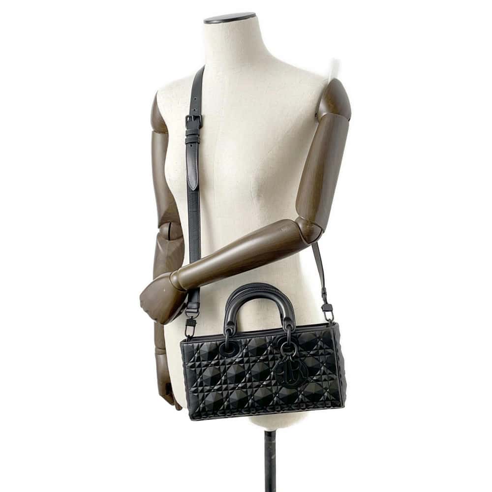 Dior lady deejoy Black M0540SNEA_M900 Leather Size Medium