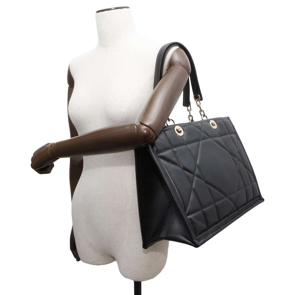 Dior ArchiCannage Essential ChainTote Bag Black M8721OZVJ Leather Size Medium