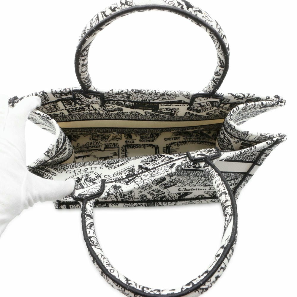 Dior Book Tote Plan de Paris White/Black M1296ZOMP_M041 Canvas Size Medium