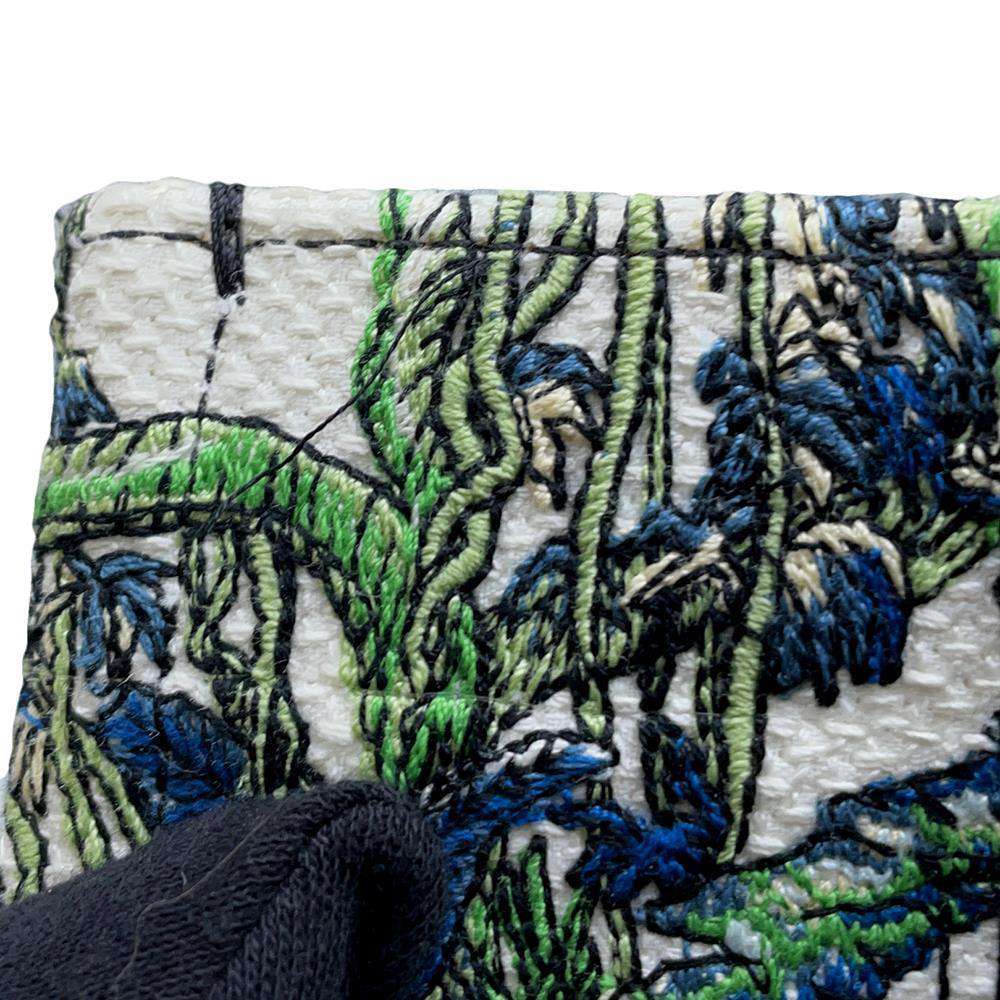 Dior Book Tote Etoile Duvoyage Green/Multicolor M1296ZEBN_M933 Canvas Size Medium