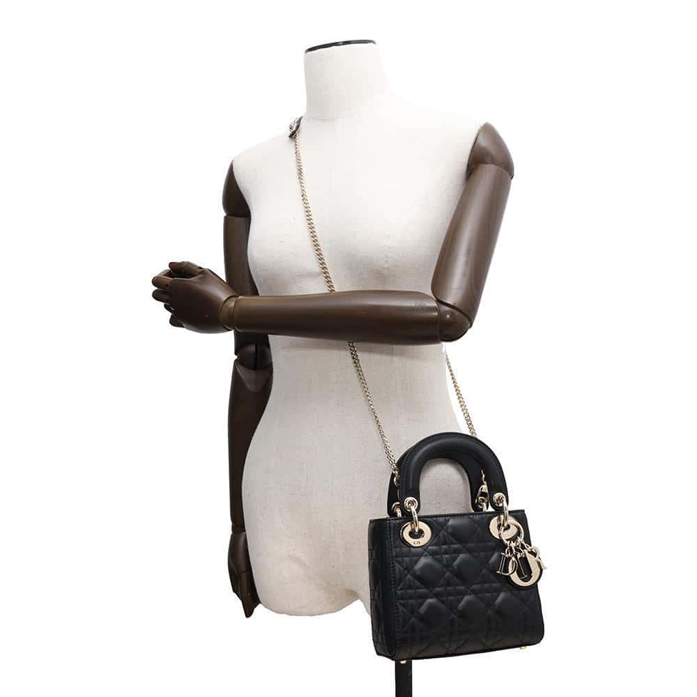 Dior Lady Dior BlackM0505ONGE_M900 Lambskin Size Mini