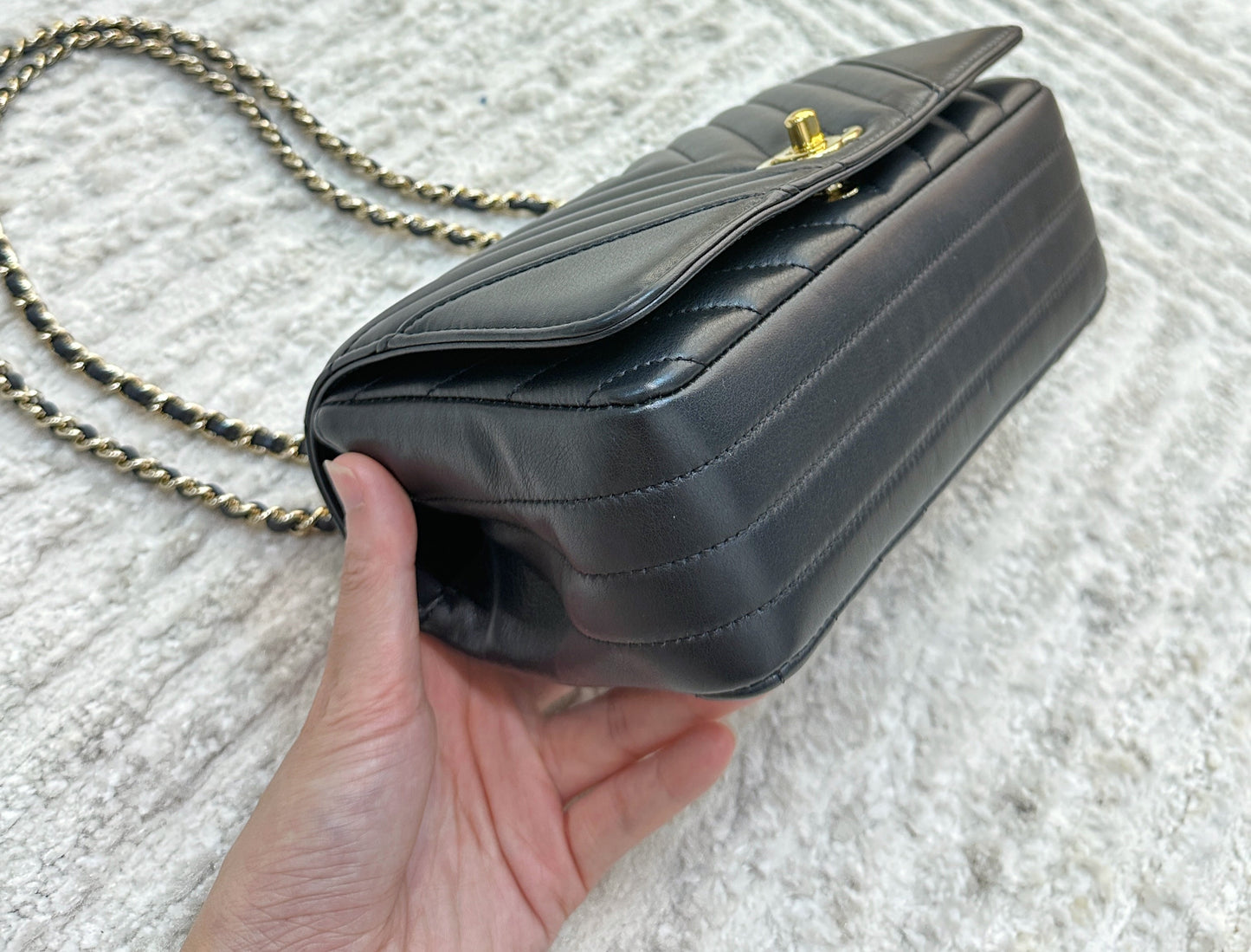 CHANEL Calfskin Chevron Quilted Mini Statement Flap Black