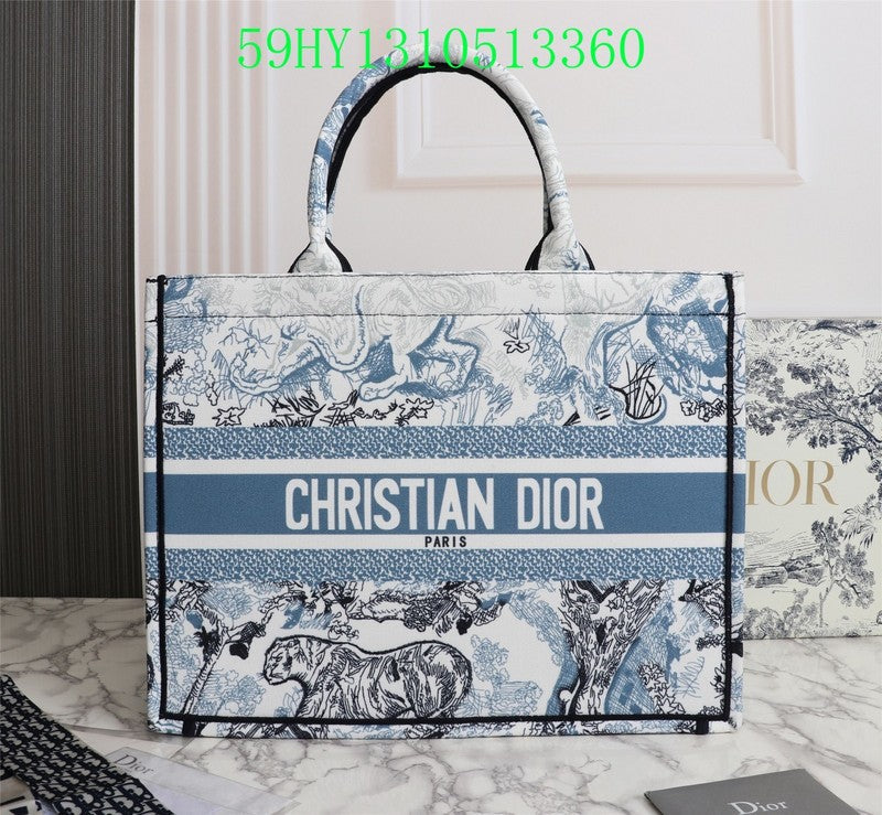Christian Dior Luxury Bag - The Tote   193