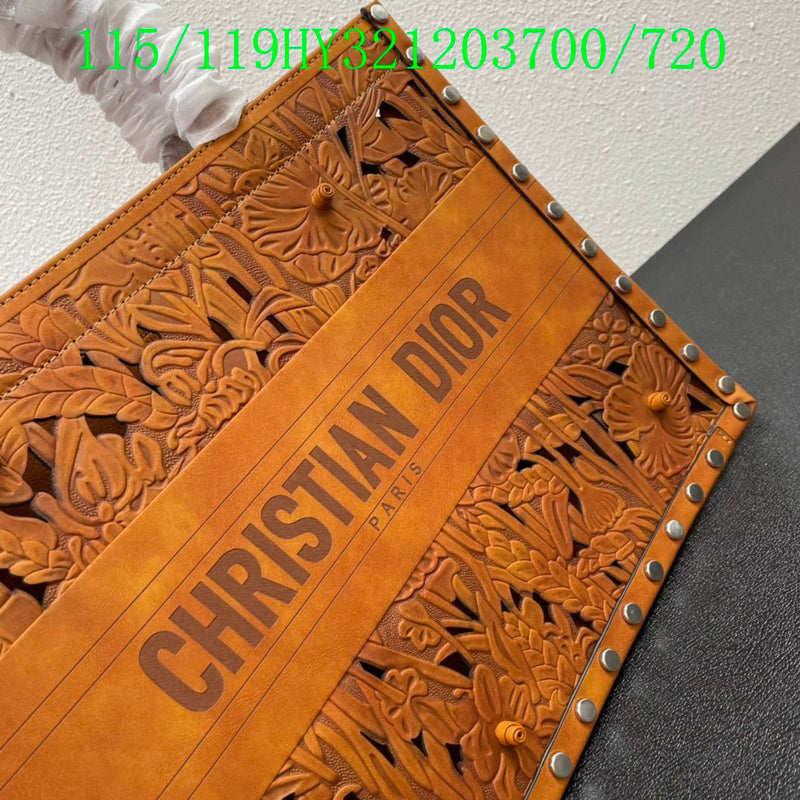 Christian Dior Luxury Bag - The Tote   367