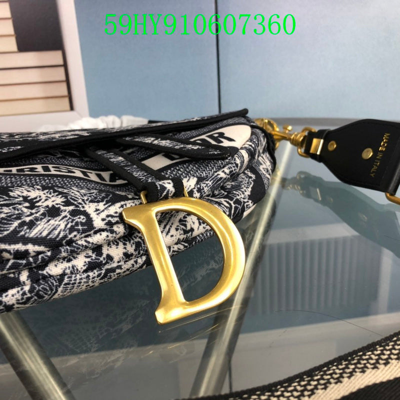 Christian Dior Luxury Bag - The Tote   529