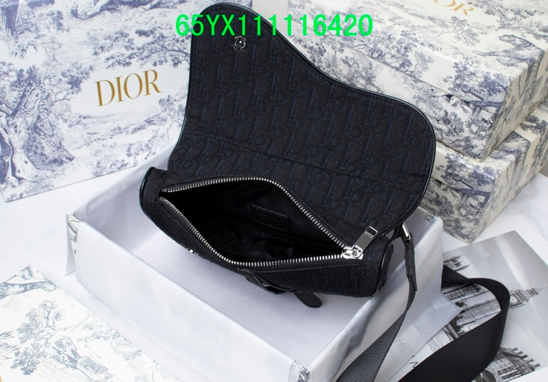 Christian Dior Luxury Bag - The Tote   547
