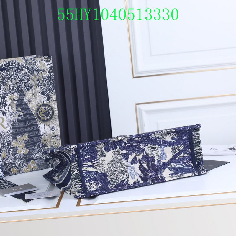 Christian Dior Luxury Bag - The Tote   211