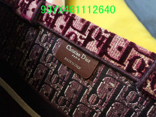 Christian Dior Luxury Bag - The Tote   393