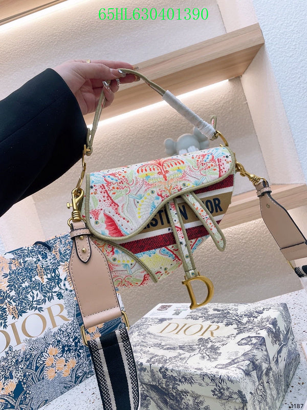 Christian Dior Luxury Bag - The Tote   465