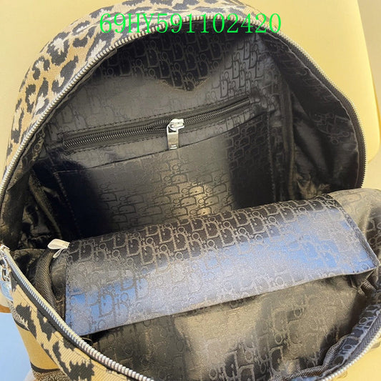 Christian Dior Luxury - The Tote   711