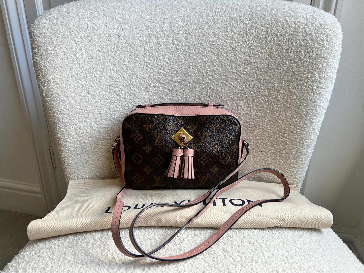 Louis Vuitton Saintonge Monogram Rose Poudre