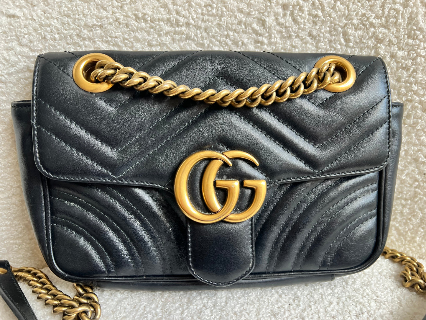 Gucci GG Black Marmont Mini Shoulder Bag (RRP £1,890)