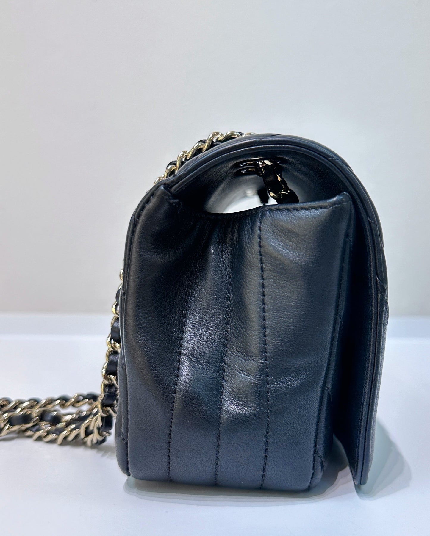 CHANEL Calfskin Chevron Quilted Mini Statement Flap Black