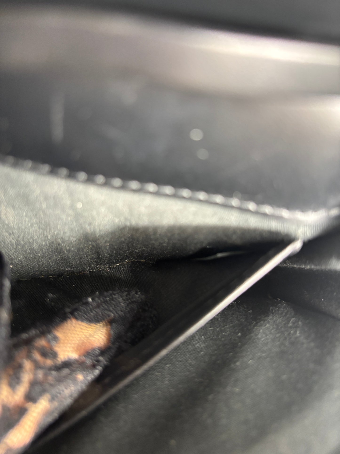 Louis Vuitton Hornfleur Black Epi Leather Pochette Clutch Bag - Preloved