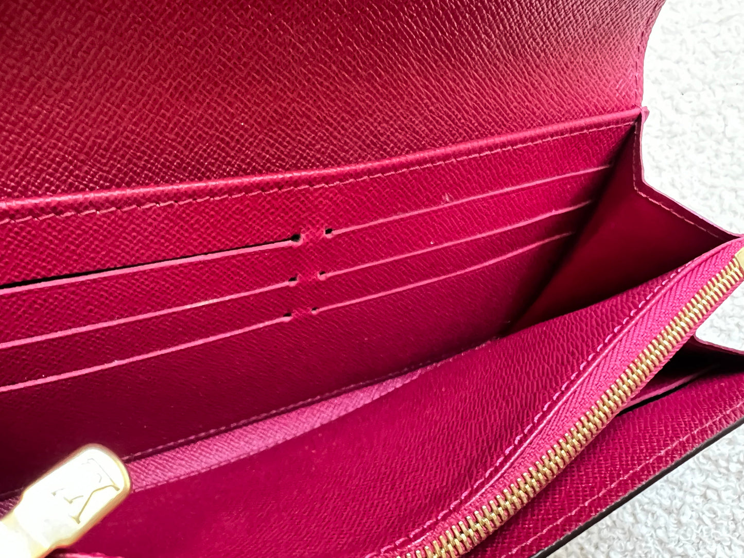 Louis Vuitton Sarah Wallet in Monogram and Fuchsia (RRP £495)