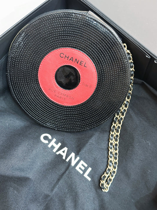 Chanel Record Chain Bag in Patent Leather Black Red 8954 holo