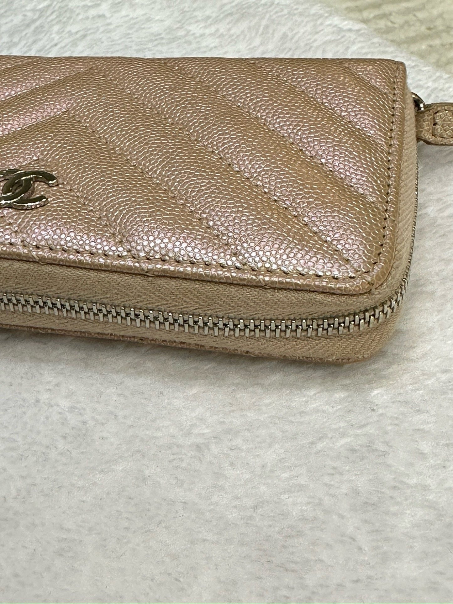 Chanel 17B rosegold classic zip wallet 2459 holo card