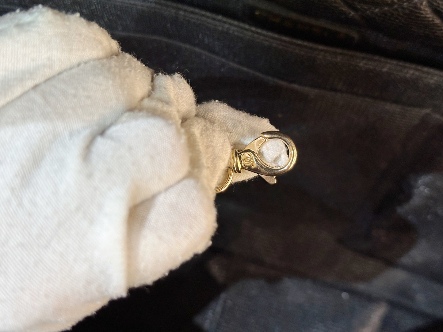 Chanel 2017 Calfskin Quilted XXL Travel Flap shoulder bag Black GHW 2382 holo card