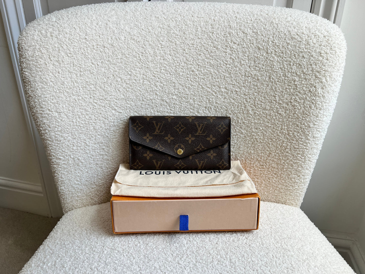 Louis Vuitton Sarah Wallet in Monogram and Fuchsia (RRP £495)