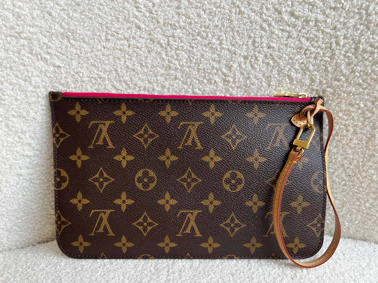 Louis Vuitton Pouch (from Neverfull MM) in Monogram