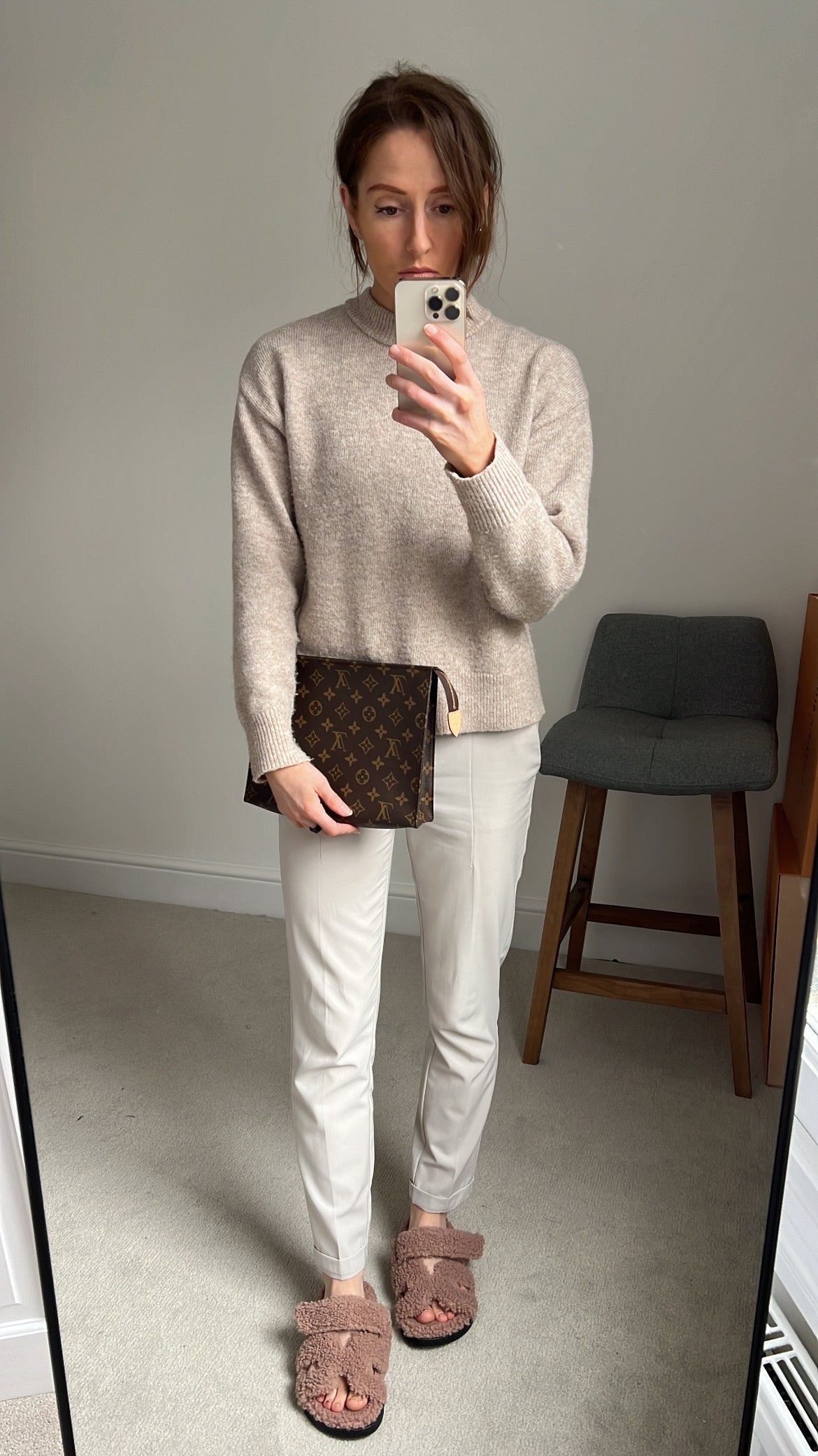 Louis Vuitton Toiletry Pouch 26 Monogram