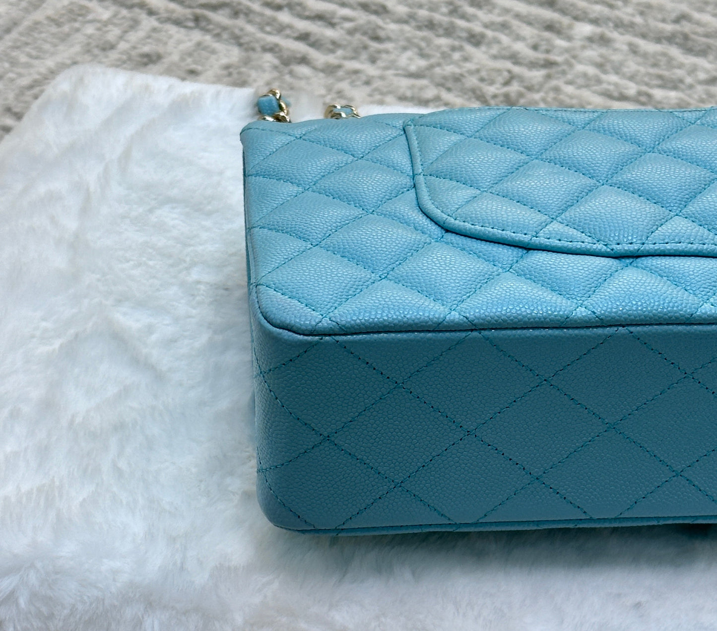 Chanel 19C Tiffany Blue Medium Caviar Classic Flap Bag GHW