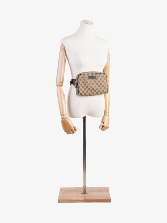 Gucci GG Bum Bag GG Supreme Canvas
