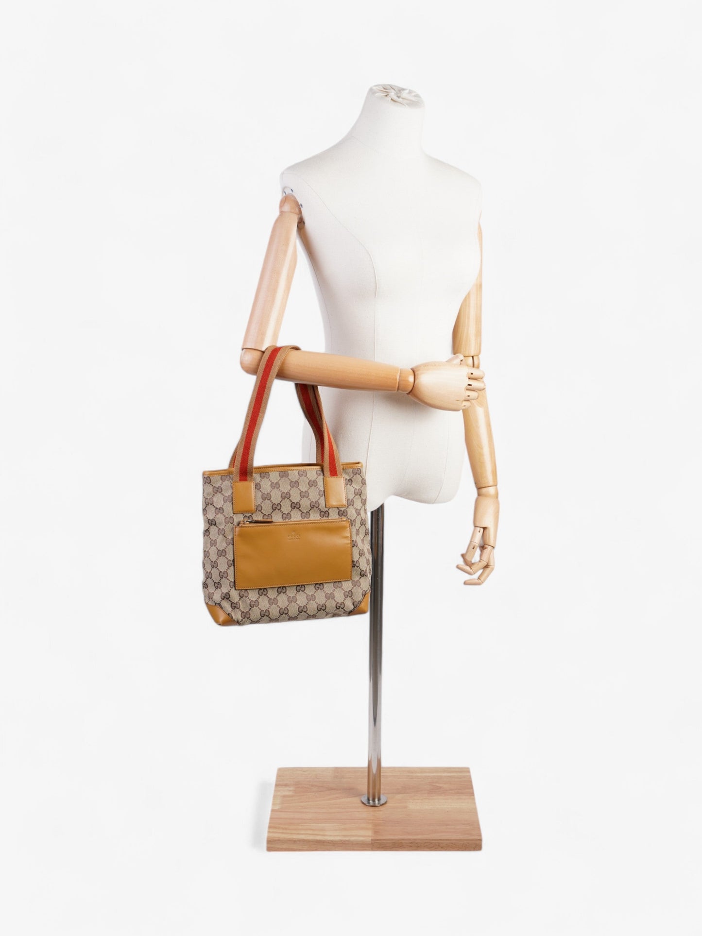 Gucci GG Canvas Tote Monogram / Red Canvas