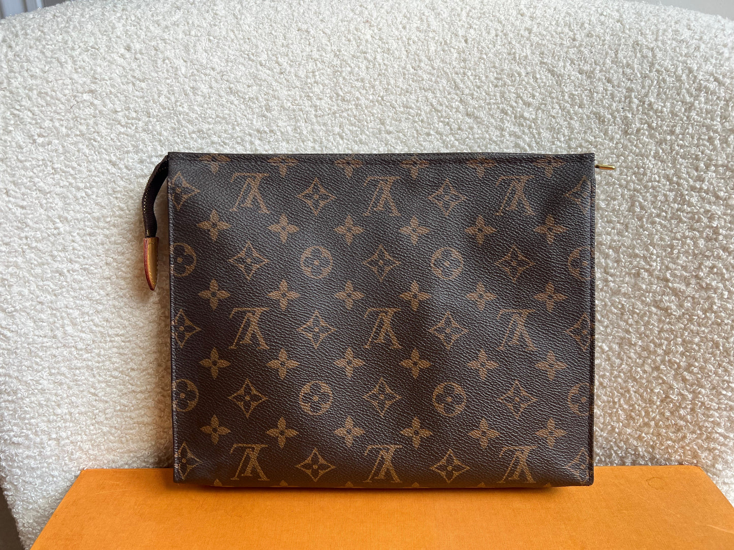 Louis Vuitton Toiletry Pouch 26 Monogram