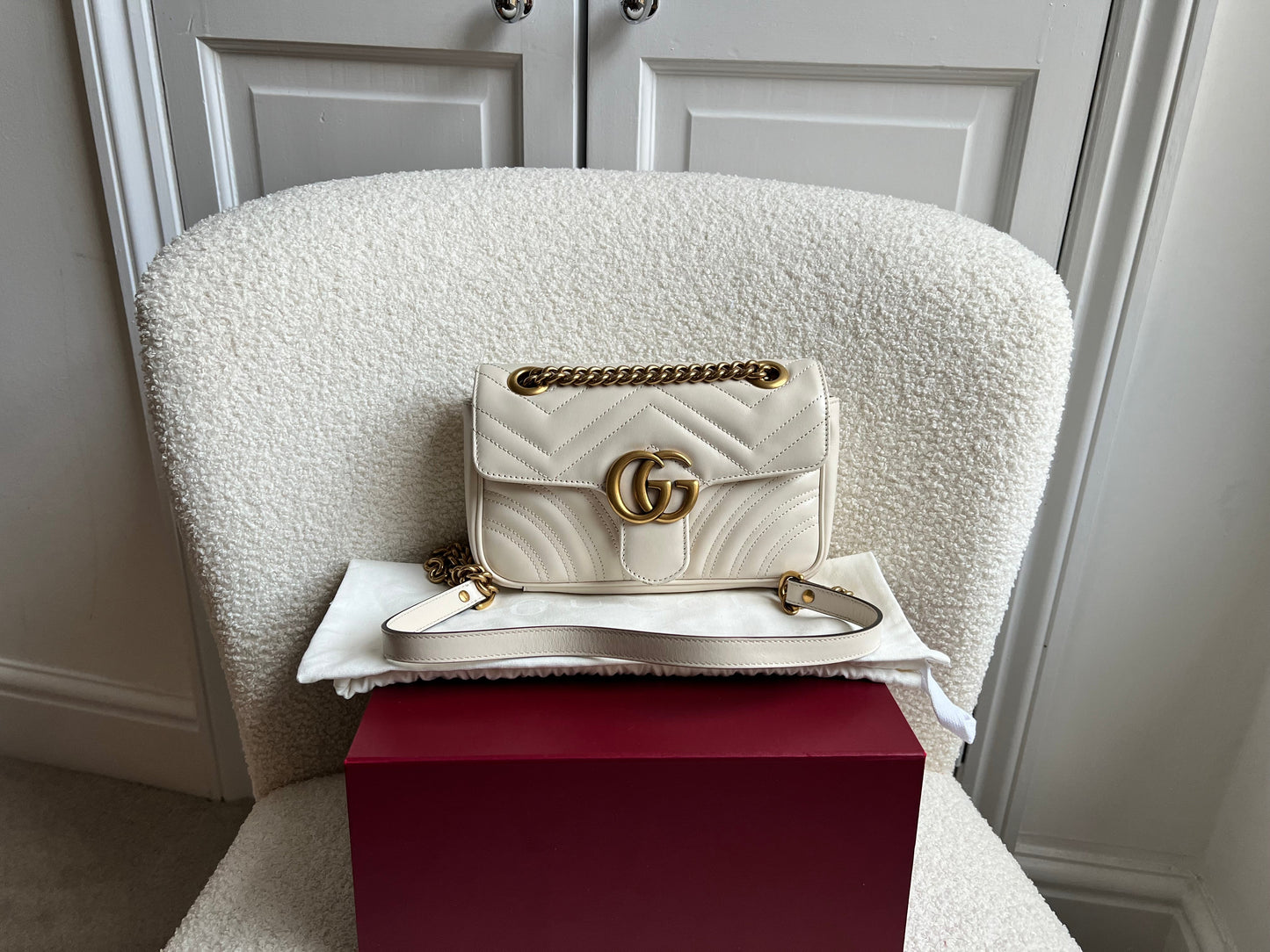Gucci GG White Marmont Mini Shoulder Bag (RRP £1,890)