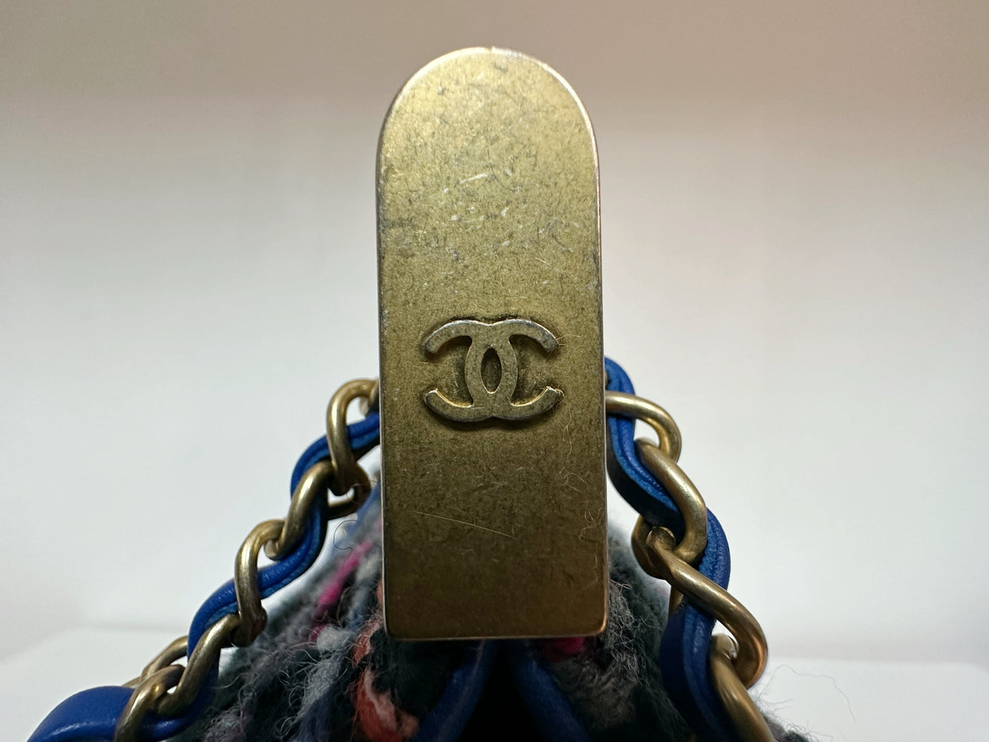 CHANEL Classic Flap Frame Knock on the Wood Tweed Shoulder Bag 2018 holo 2666