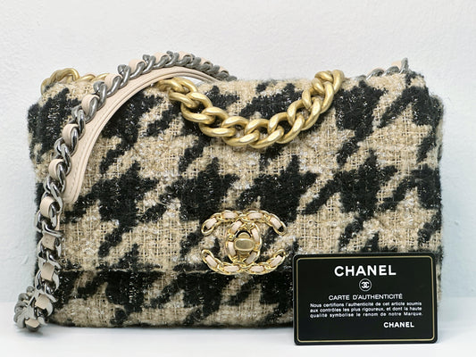 CHANEL 19K HOUNDSTOOTH TWEED 19 Small BEIGE/BLACK 2877 holo card