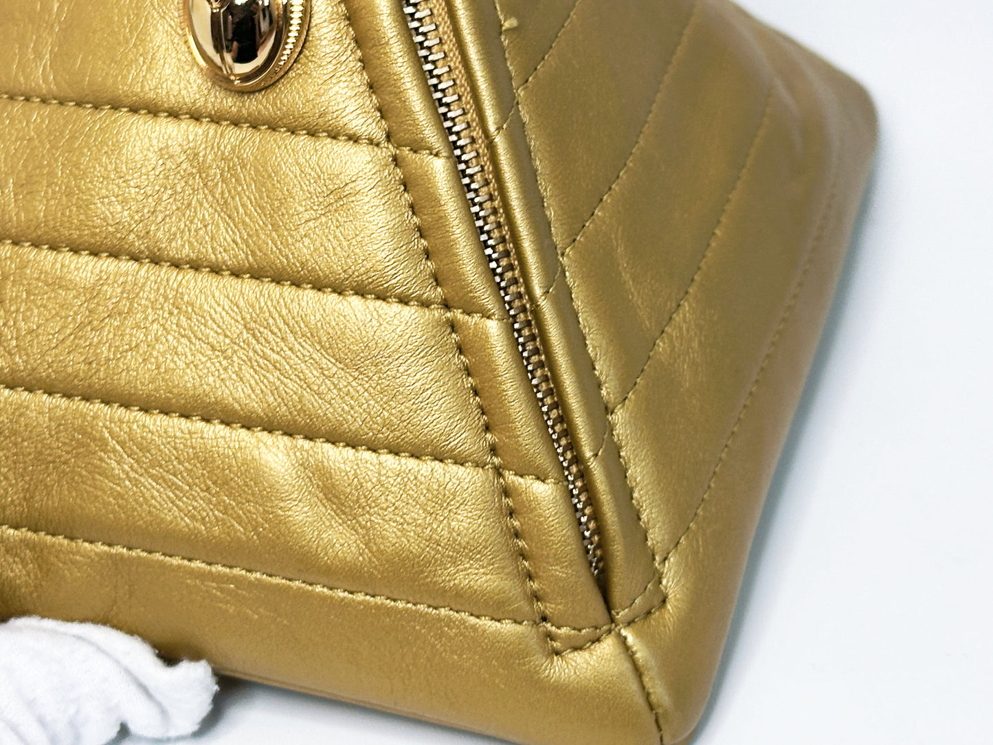 Chanel Gold Pyramid Leather Clutch Golden 2831 holo