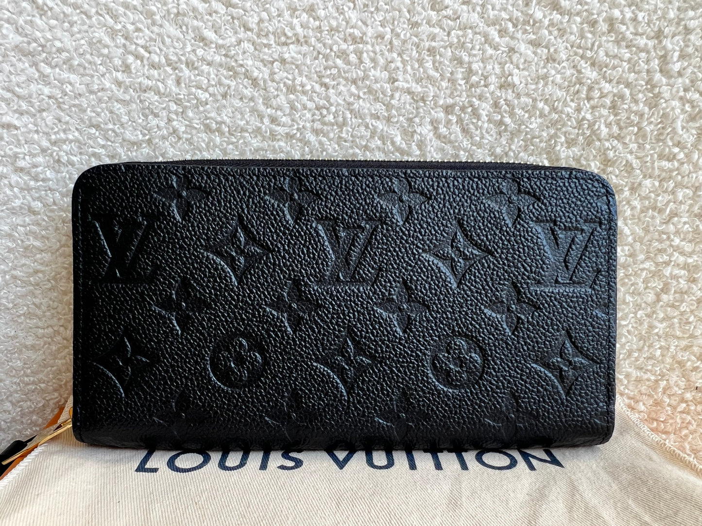 Louis Vuitton Zippy Wallet in Black Empreinte (RRP £740)