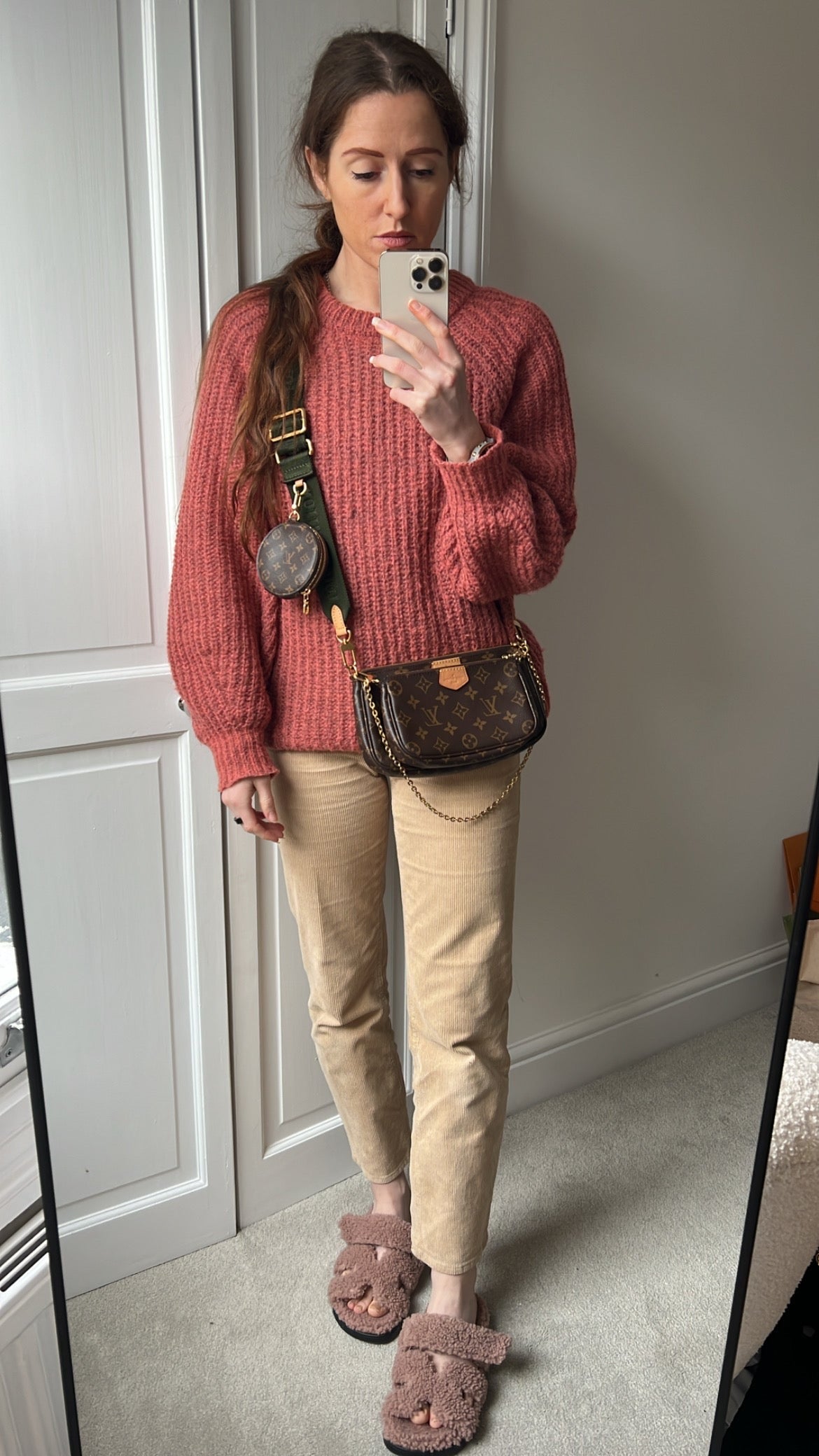 Louis Vuitton Multi Pochette Accessoires Khaki (RRP £2030)