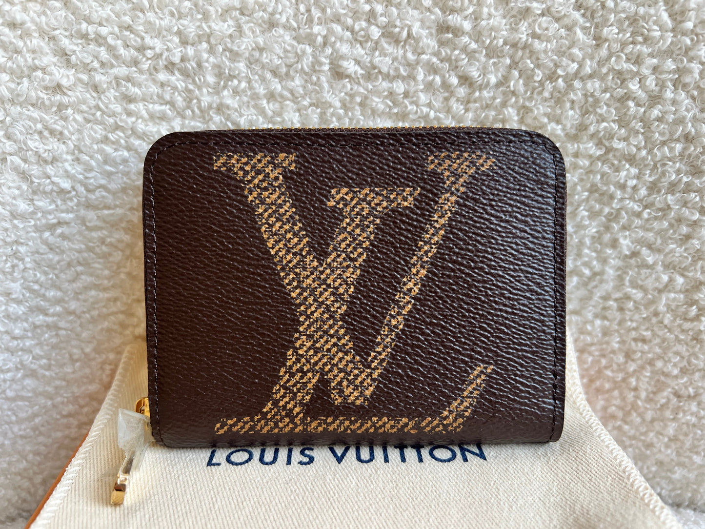 Louis Vuitton Zippy Coin Purse in Giant Monogram (RRP £360)