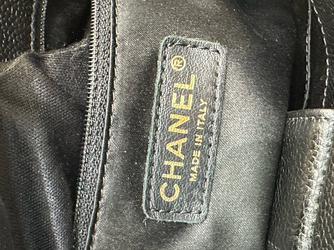 Chanel Caviar Quilted Petit Shopping Tote PST Black