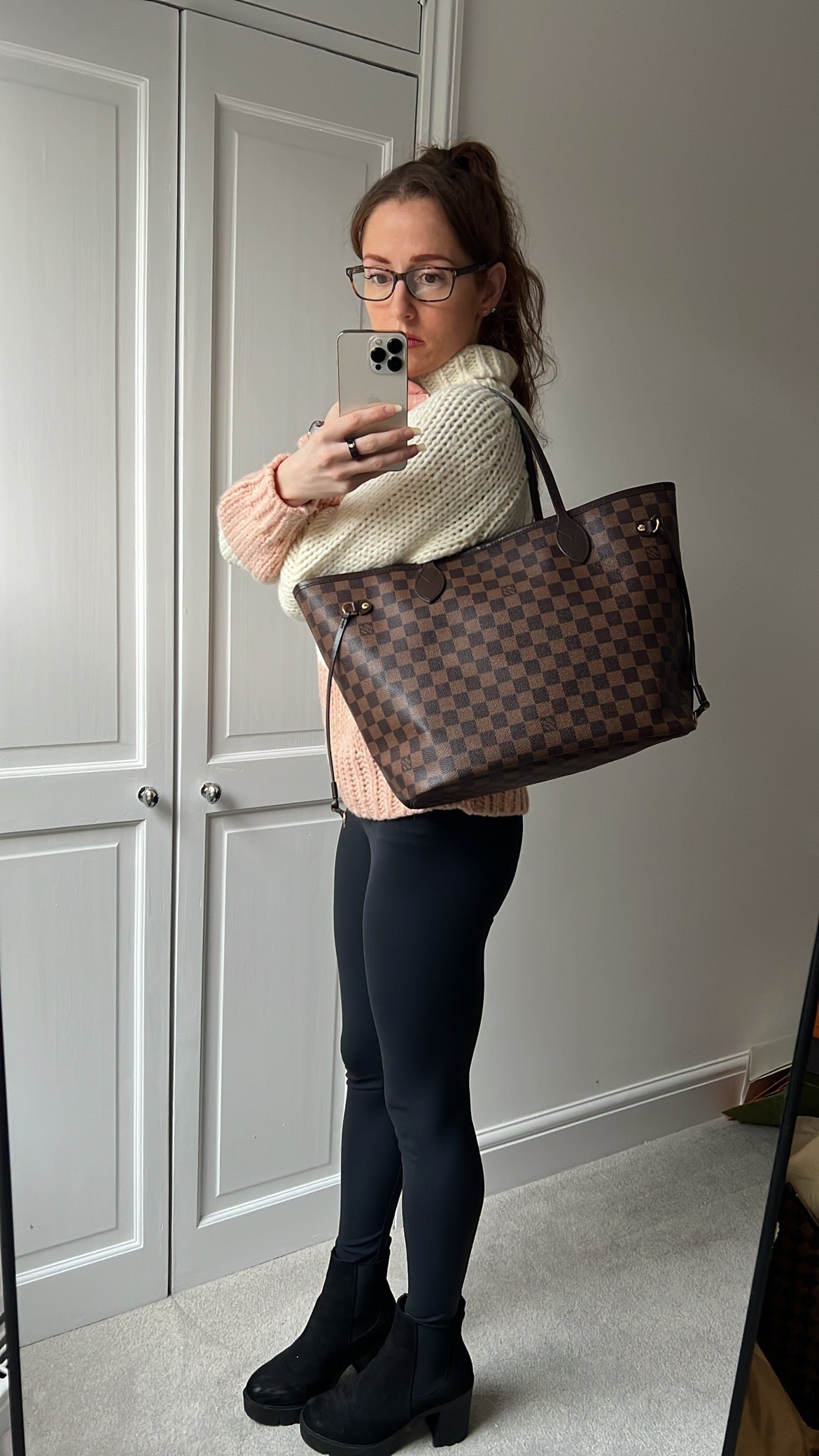 Louis Vuitton Neverfull MM Damier Ebene Cherry Interior (RRP £1,410)