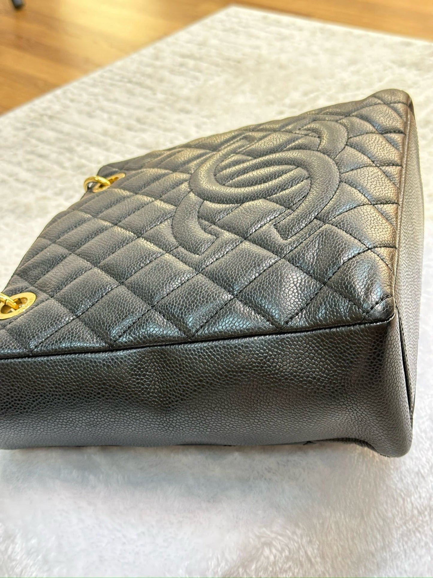 Chanel Caviar Quilted Petit Shopping Tote PST Black