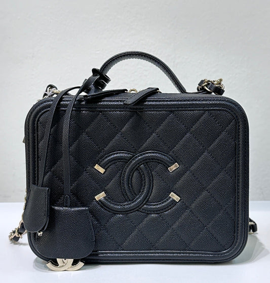 Chanel Filigree Vanity Case Quilted Caviar Medium Black