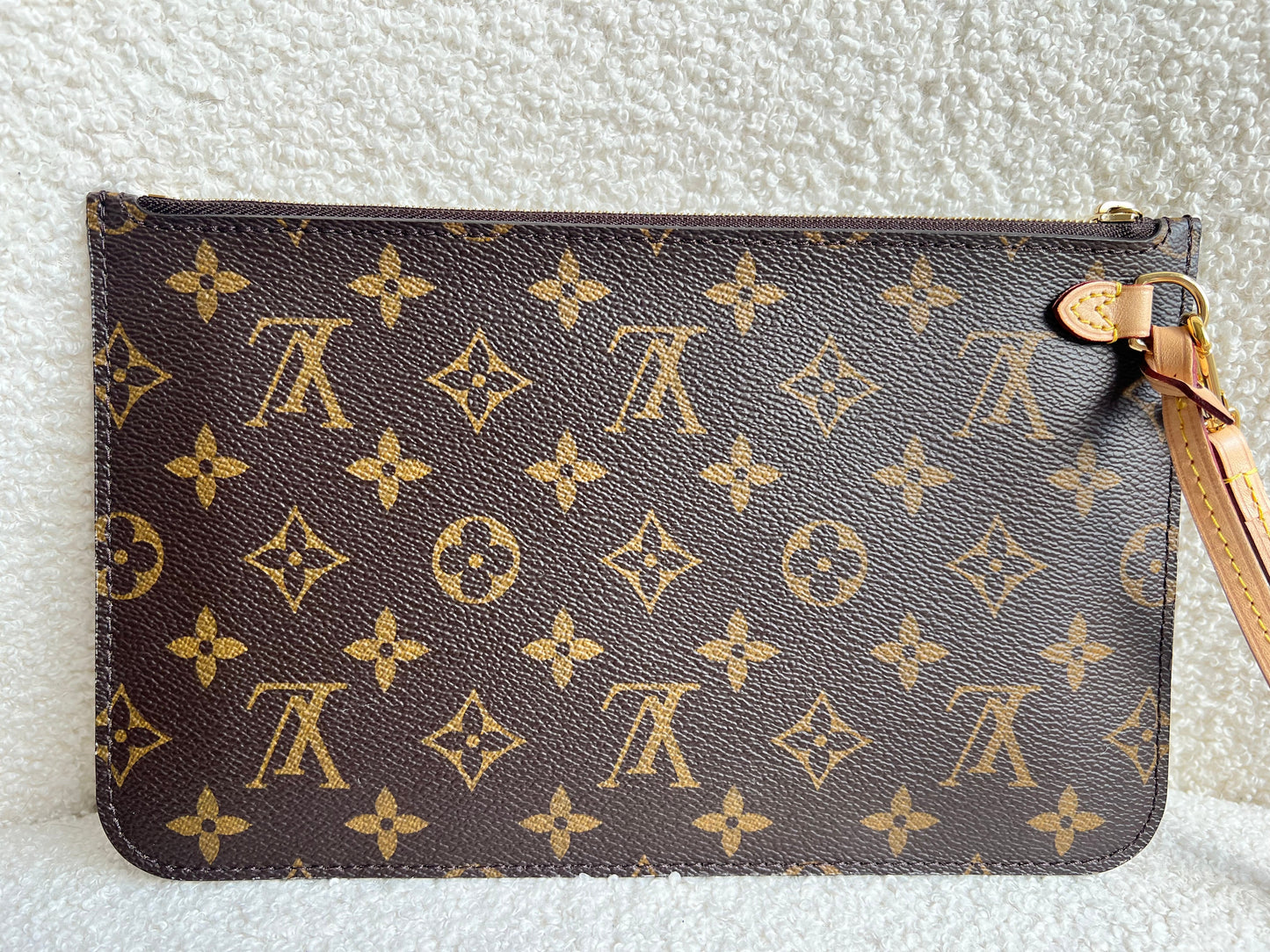 Louis Vuitton Pouch (from Neverfull MM) in Monogram