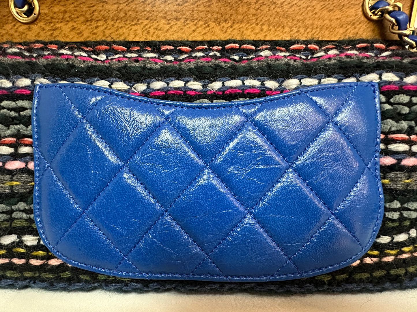 CHANEL Classic Flap Frame Knock on the Wood Tweed Shoulder Bag 2018 holo 2666