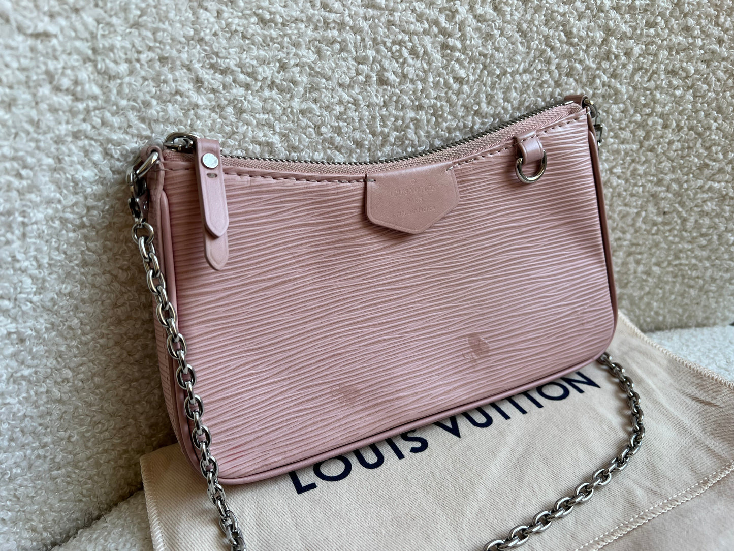 Louis Vuitton Easy Pouch Rose Ballerine Epi