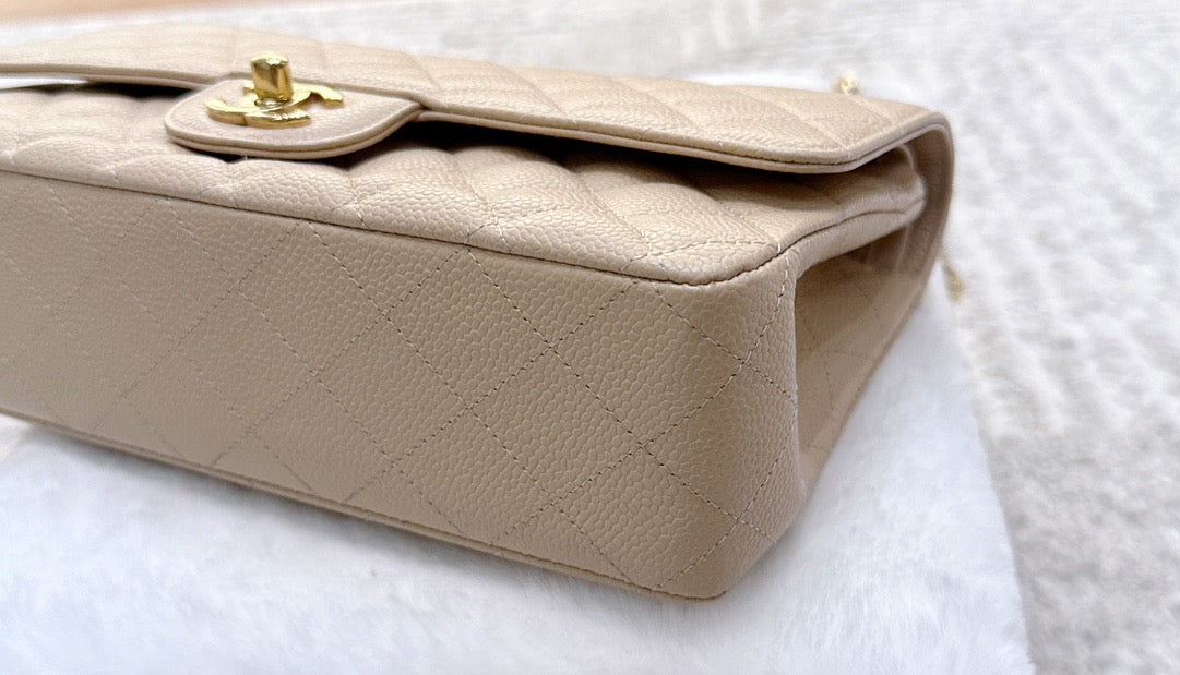 Chanel Classic Flap Medium Beige Clair GHW Caviar