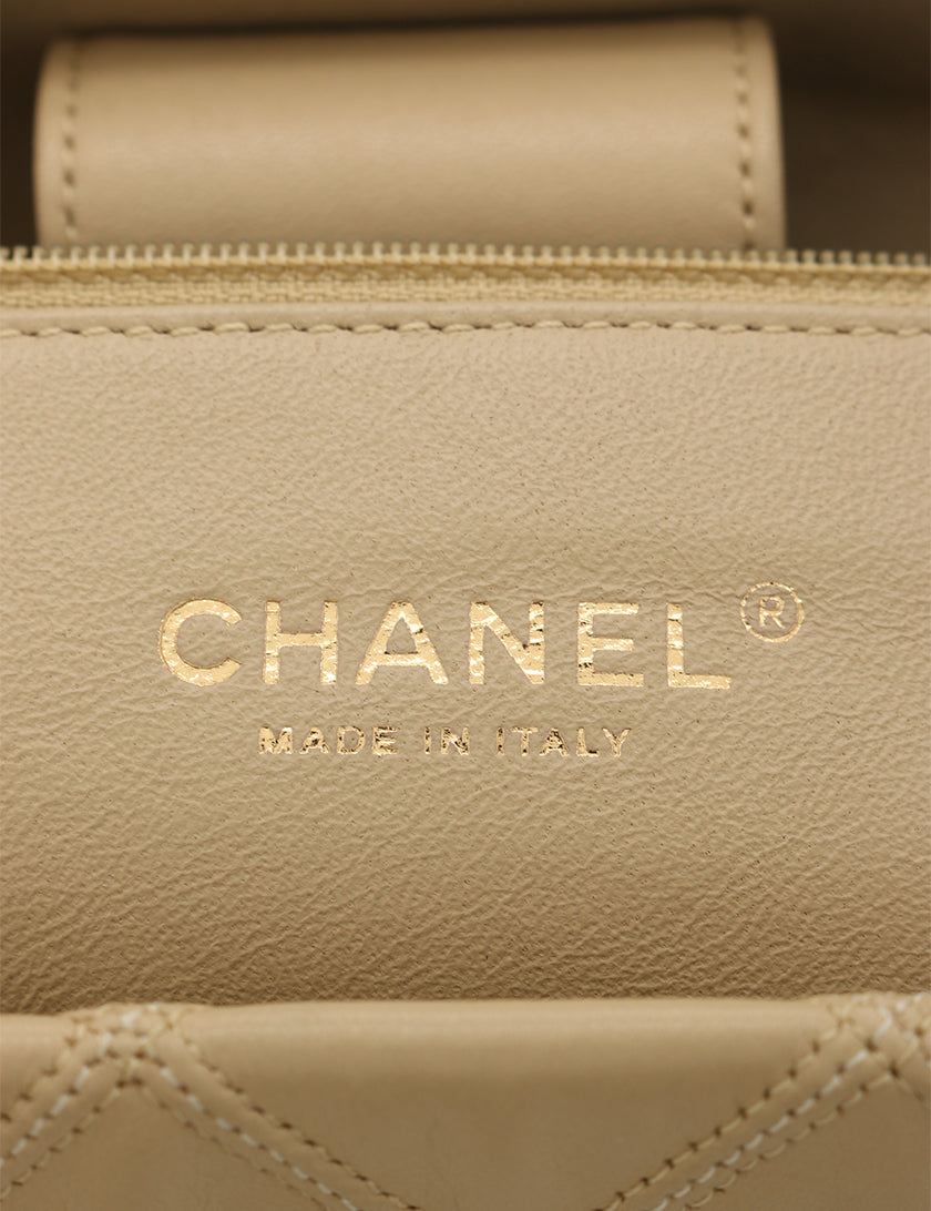 CHANEL CALFSKIN STITCHED CITY ACCORDION TOTE BAG