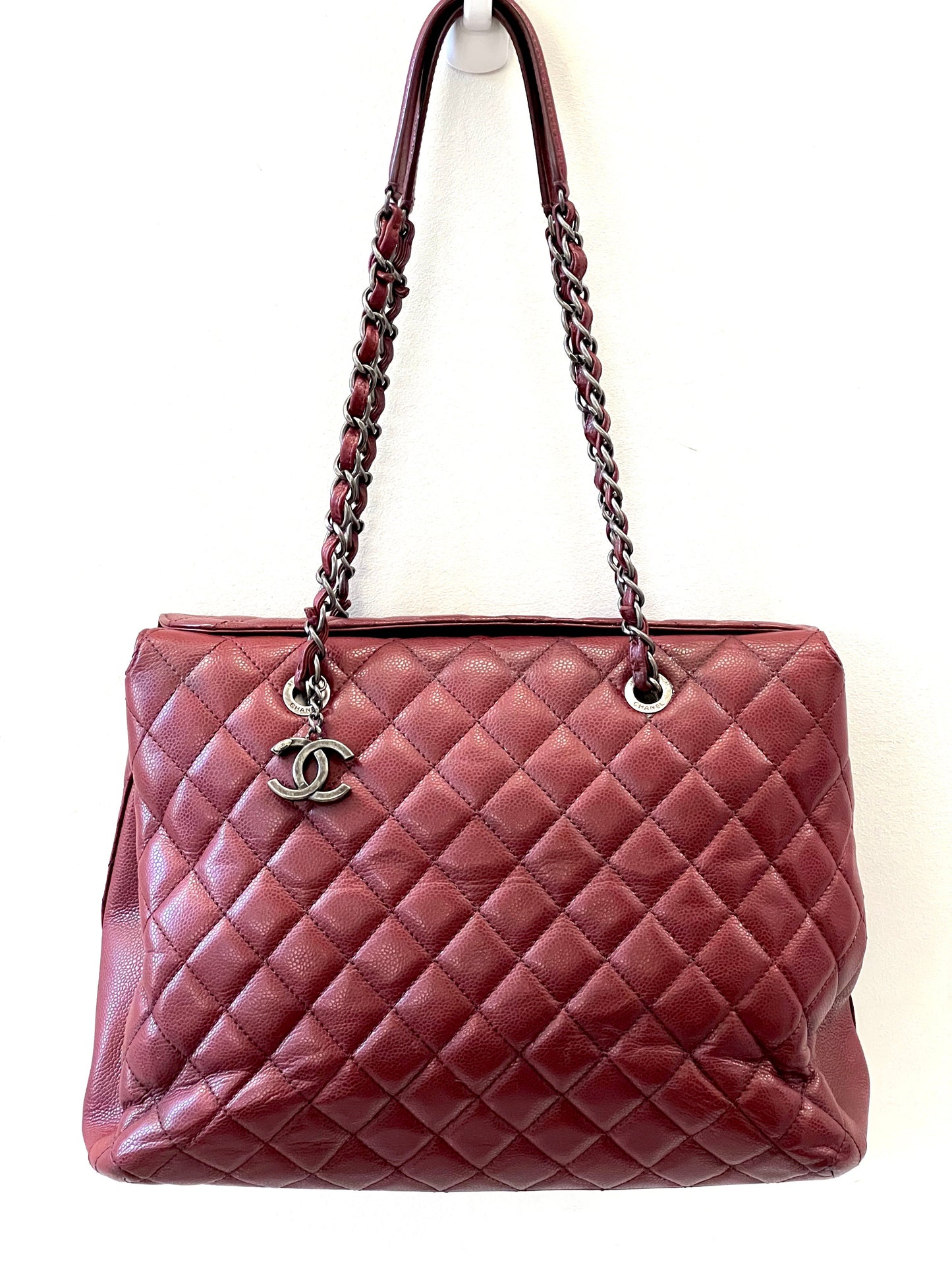 CHANEL CAVIAR QUILTED LEATHER CITY SHOPPER TOTE BAG-HS