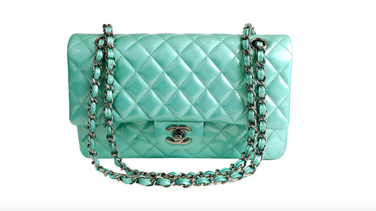 CHANEL MEDIUM CLASSIC FLAP BAG PATENT LEATHER